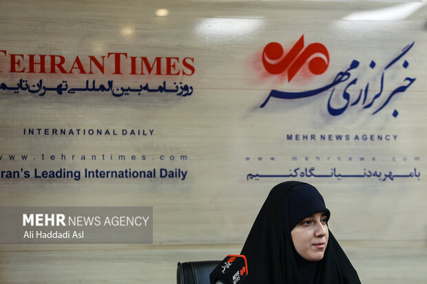 آریا جوان