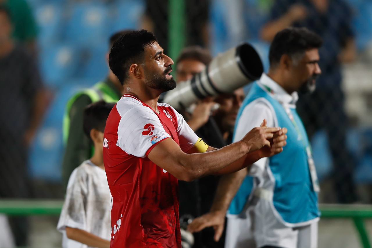 آریا جوان