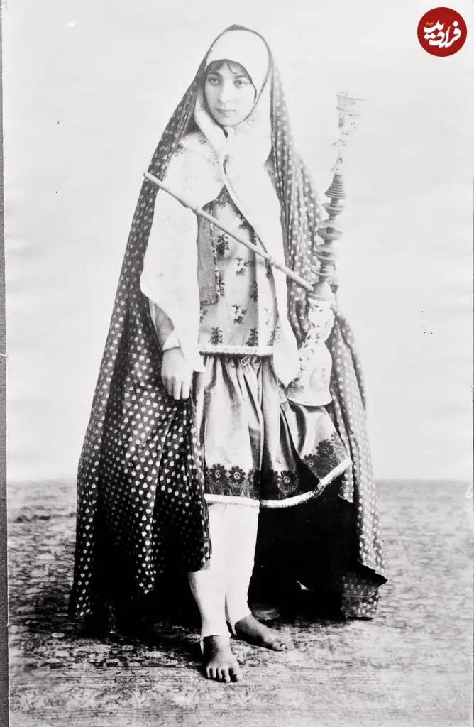 آریا جوان