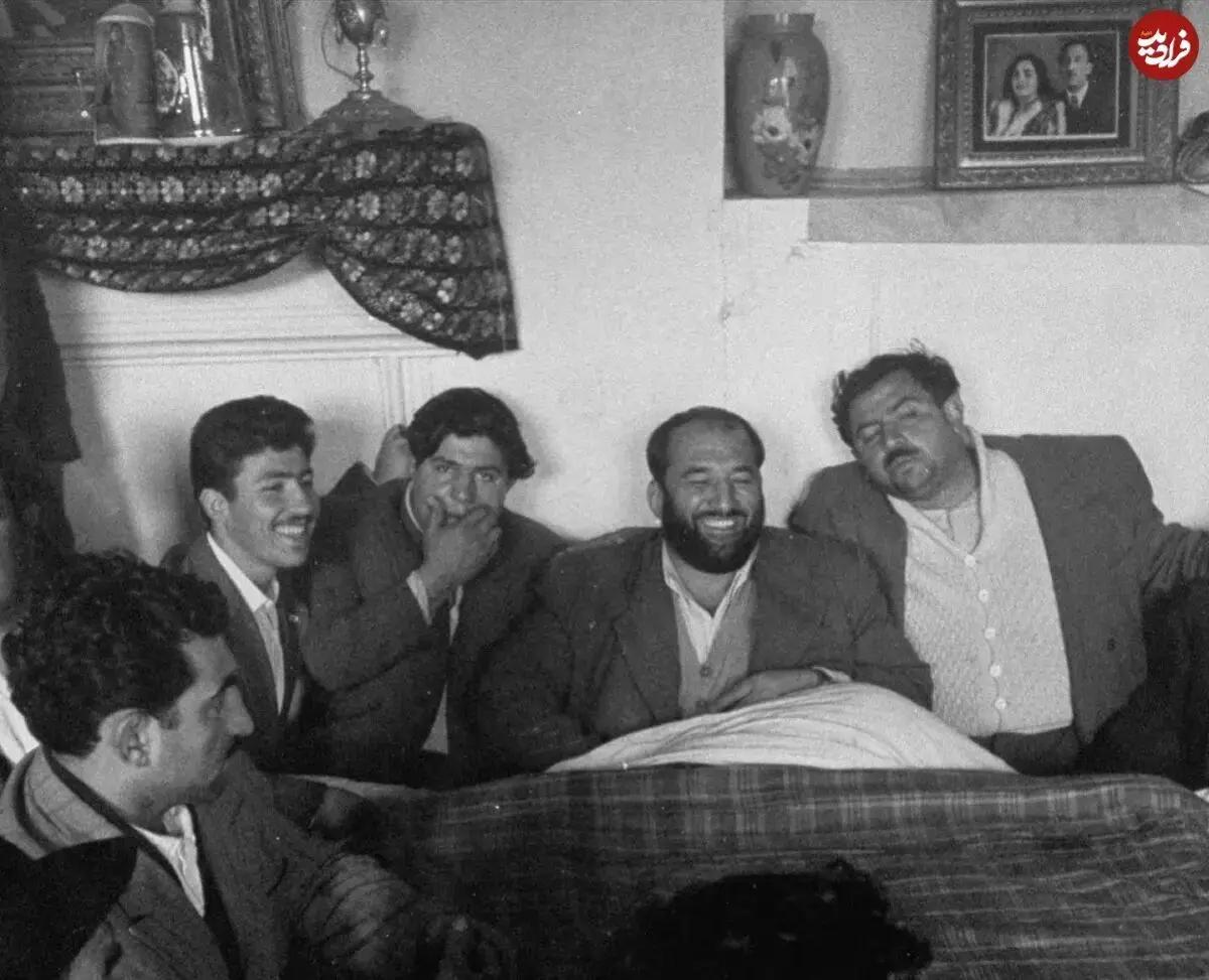 آریا جوان