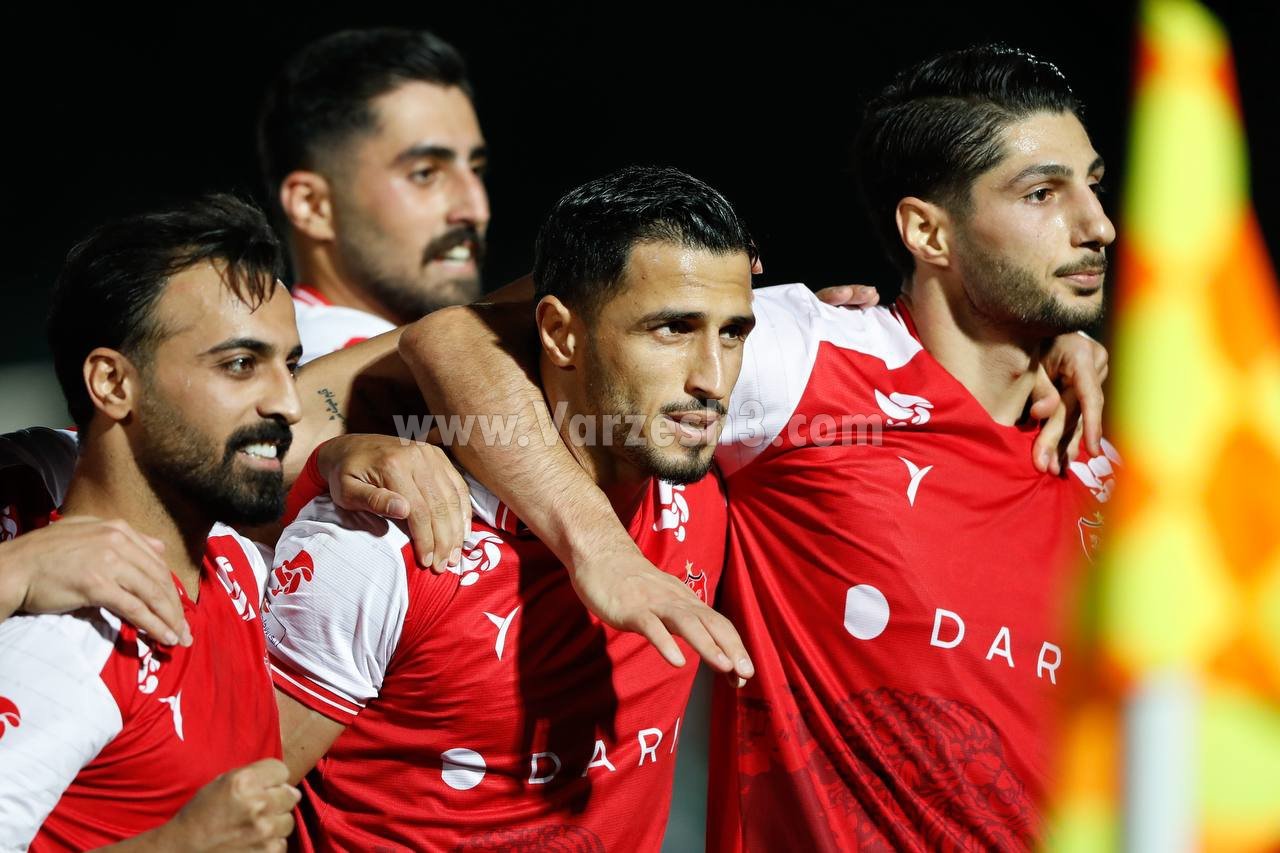 آریا جوان