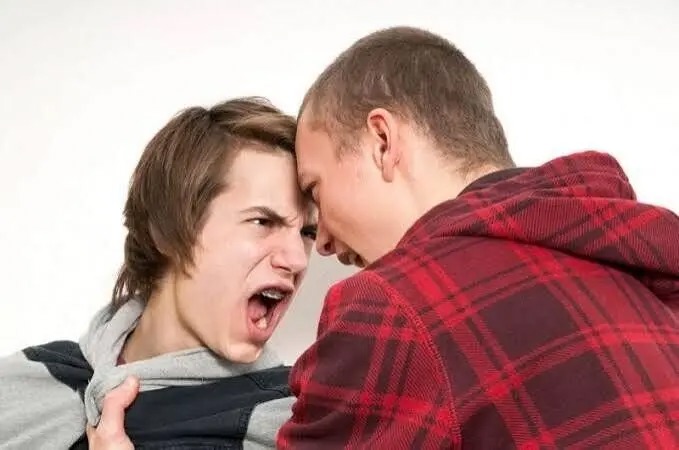 رفتارهای عجولانه و هیجانی را چگونه کنترل کنیم؟