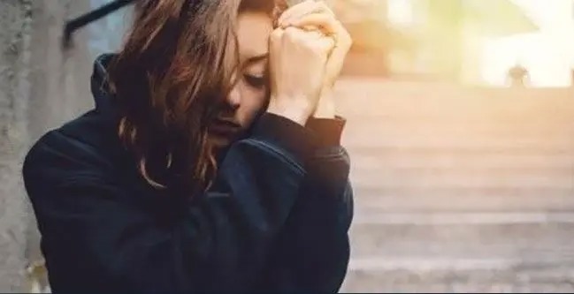 چرا باید روزی ۲۰ دقیقه «بی حوصلگی» را تمرین کنیم؟