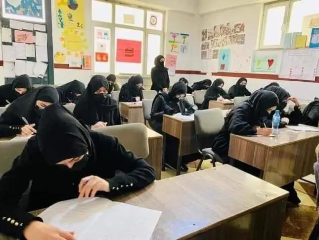 آریا جوان