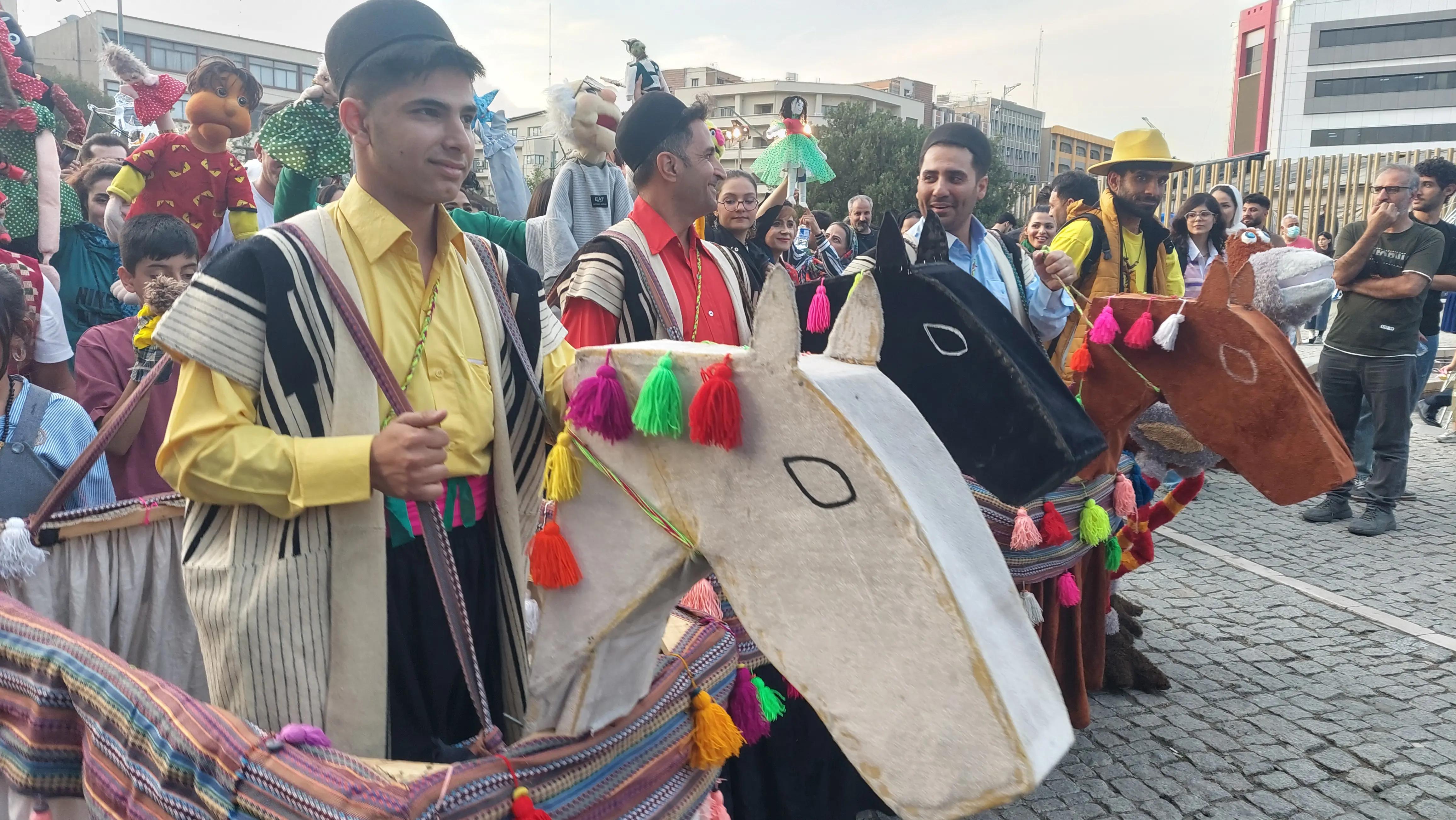 آریا جوان