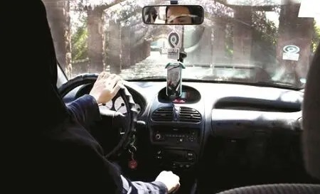 دشواری های زندگی زنان راننده