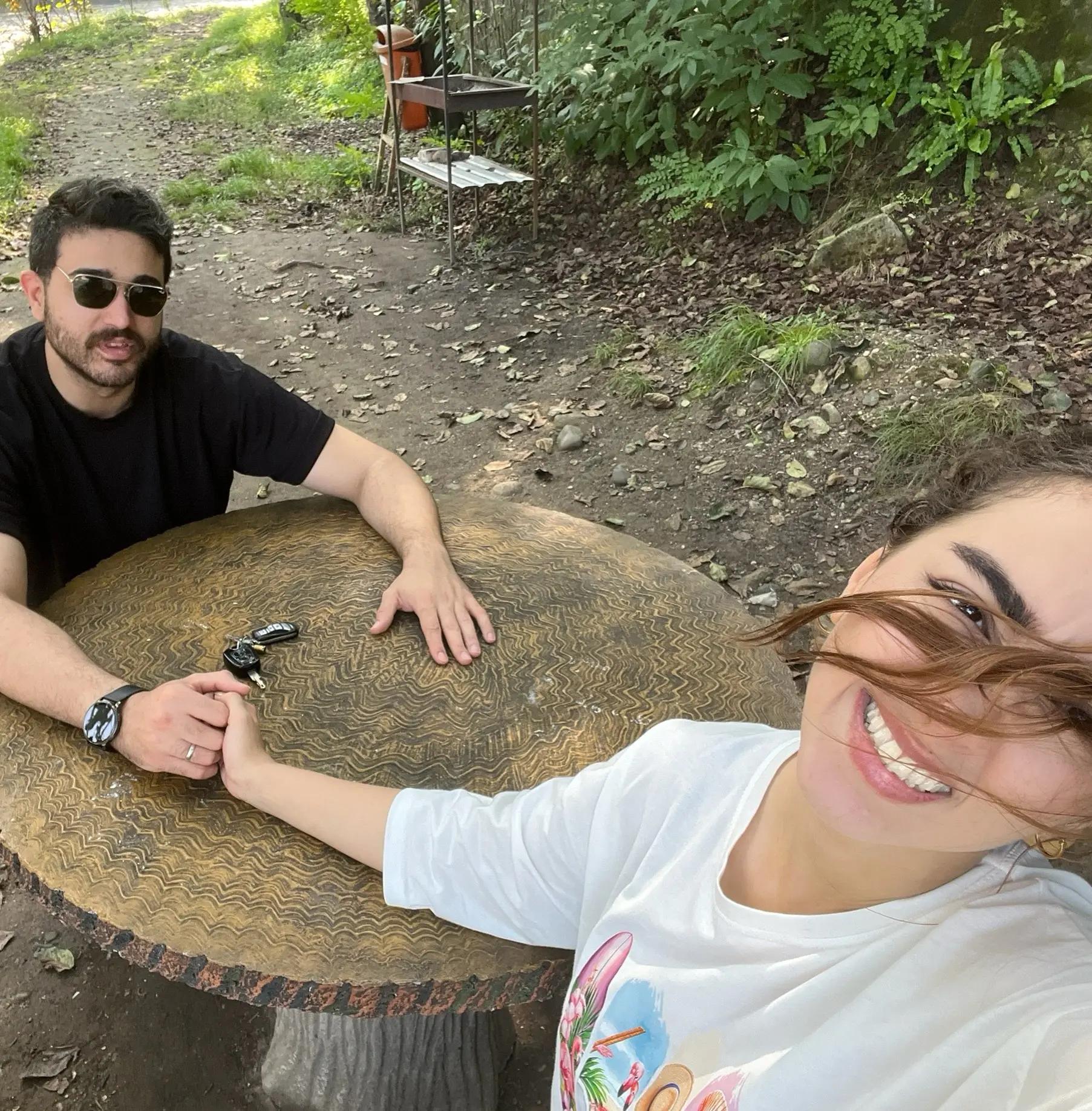 آریا جوان