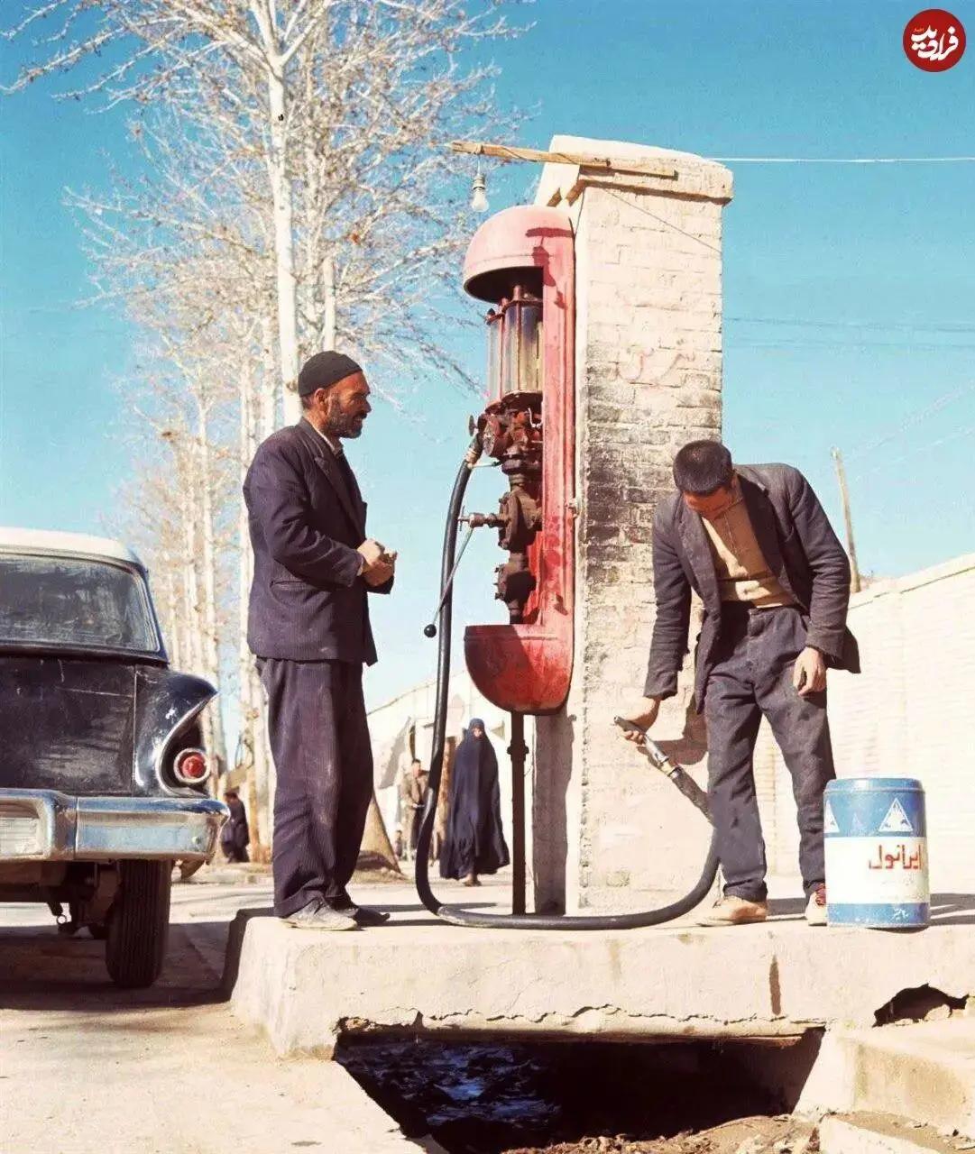 آریا جوان