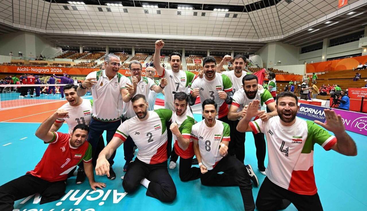 کاپیتان تیم ملی والیبال نشسته: به یاد شهدای میناب به میدان رفتیم