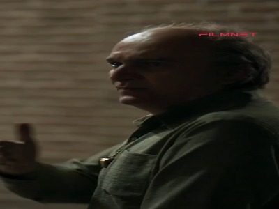 ⁨دو تا آنتیک‌بازِ بی‌پول، یه ضریحِ پر از پول…
