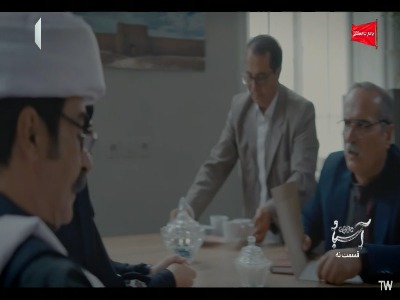 من شایسته‌ی چنین پست و مقامی نیستم!