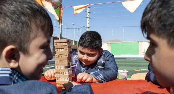 «نابغه» و «بی‌استعداد»؛ ۲ برچسب آسیب‌زا برای کودکان