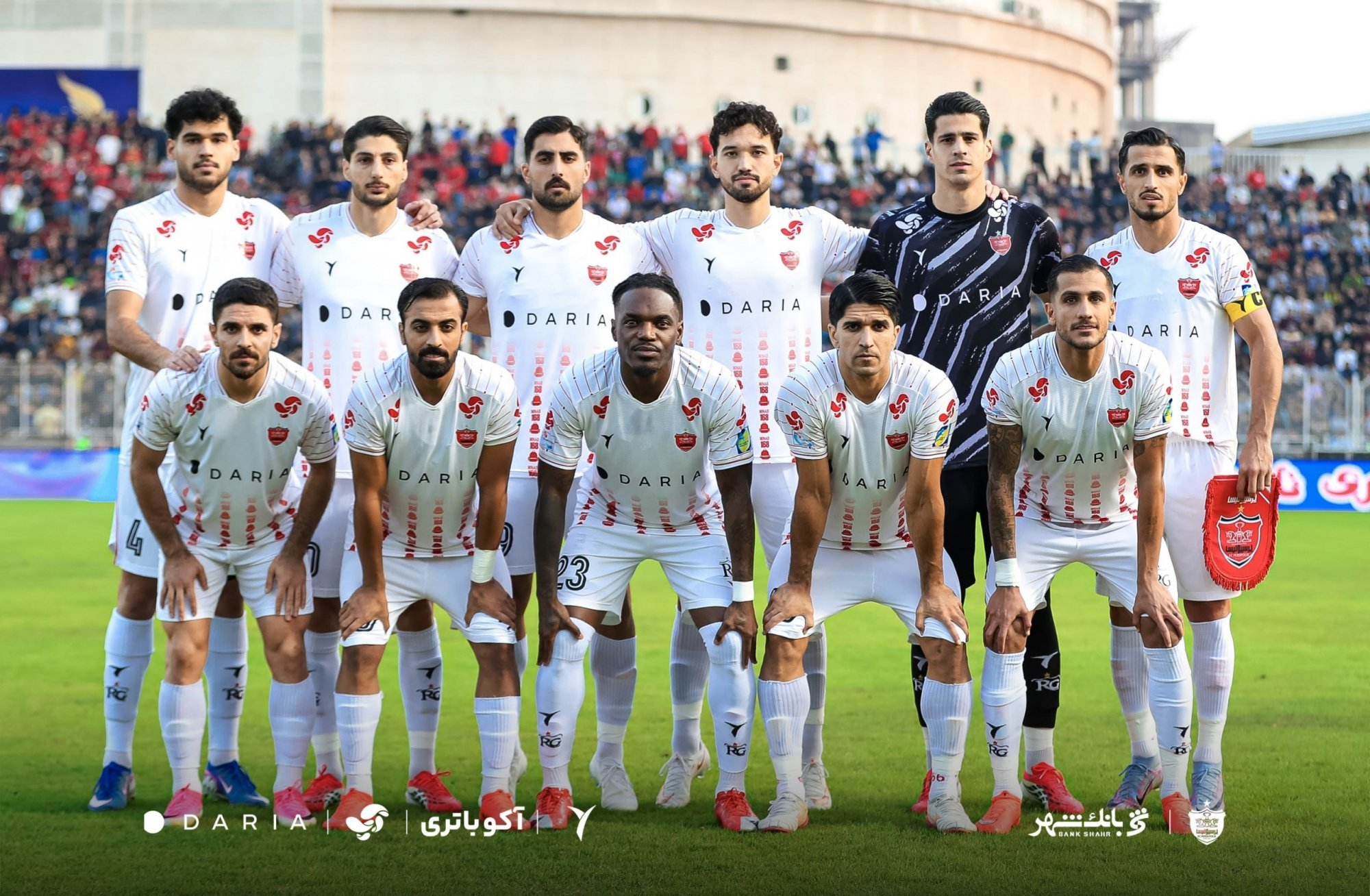 آریا جوان